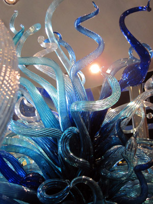 i wish this pic showed just how beautiful this blown glass in the lobby really is
